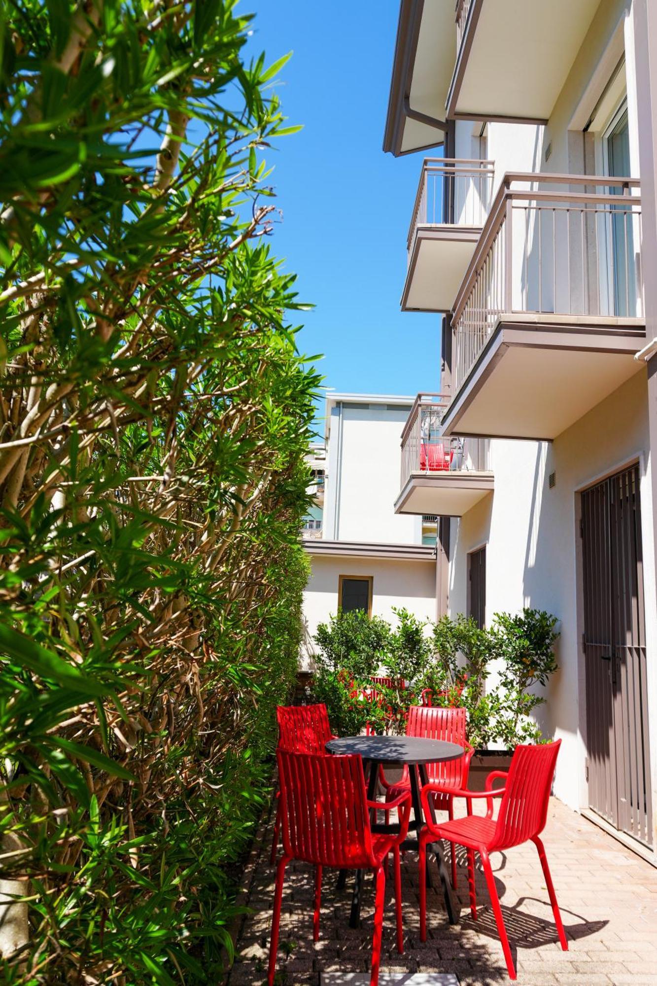 Dainese Apartments, Casa Ester Lido di Jesolo Eksteriør bilde